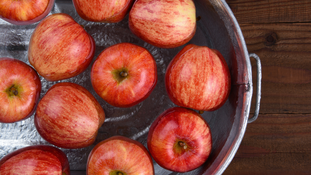 host a bobbing for apples party